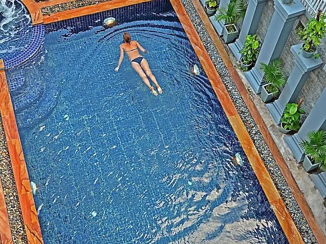 Hotel Bayon Shadow